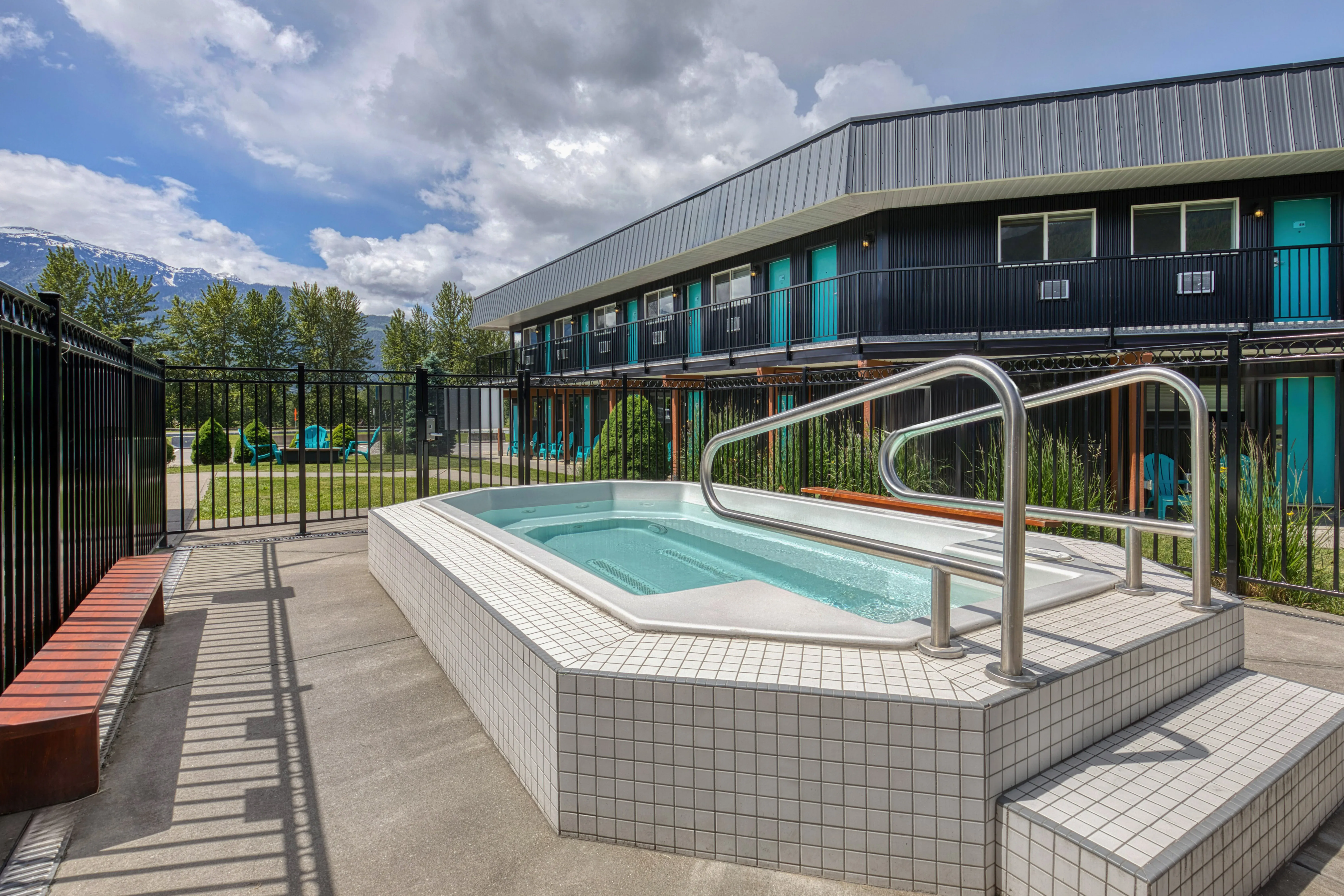 Outdoor Hot Tub